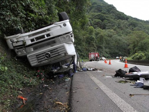 dezembro-e-o-mes-que-mais-se-morre-no-transito-nas-estradas-federais