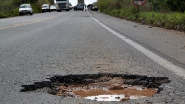 situacao-rodovias-pais-piora-582-estao-problemas-cnt