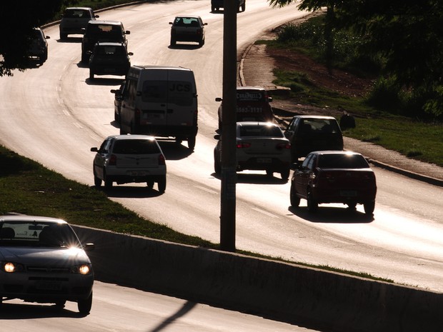 Distrito Federal tem 40% da frota de carros em situação irregular (Foto: Pedro Ventura/Agência Brasília)