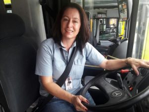 de-carona-motoristas-de-onibus-sao-considerados-embaixadores-do-servico-de-transporte